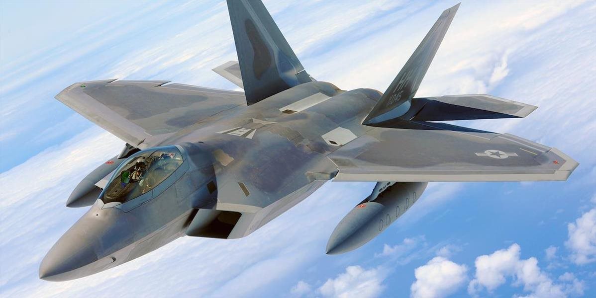 Američania vyšlú na cvičenie do Európy stíhačky F-22 Raptor