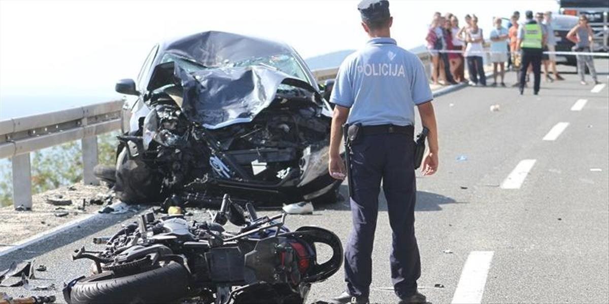 FOTO Tragická nehoda v Chorvátsku: Slovenský motocyklista sa čelne zrazil s českým autom, neprežil