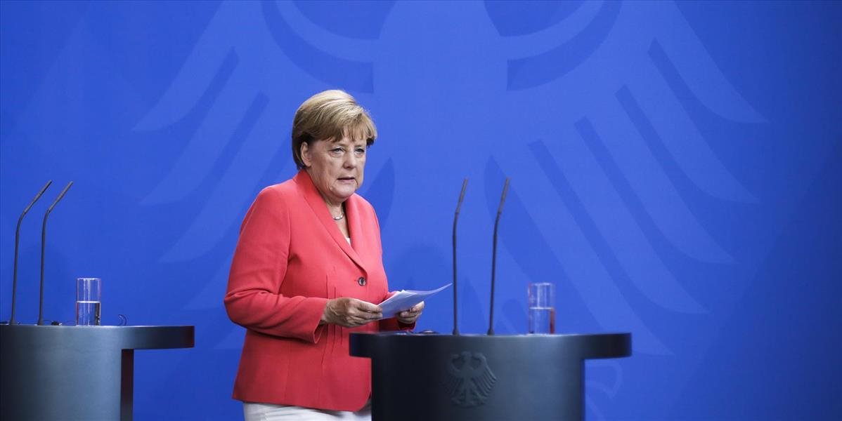Nemecká kancelárka Merkelová navštívi azylový dom v Heidenau