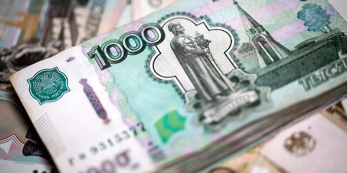 Ruské banky sa majú pripraviť na prudké oslabenie rubľa