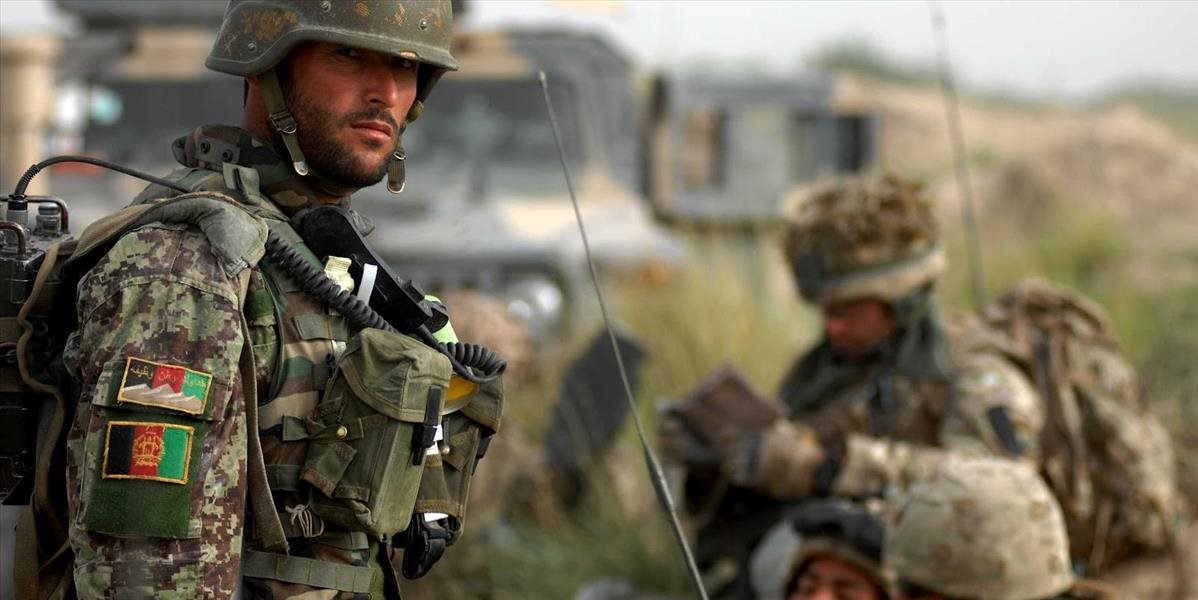 Útočníci v afganských uniformách zabili dvoch vojakov NATO