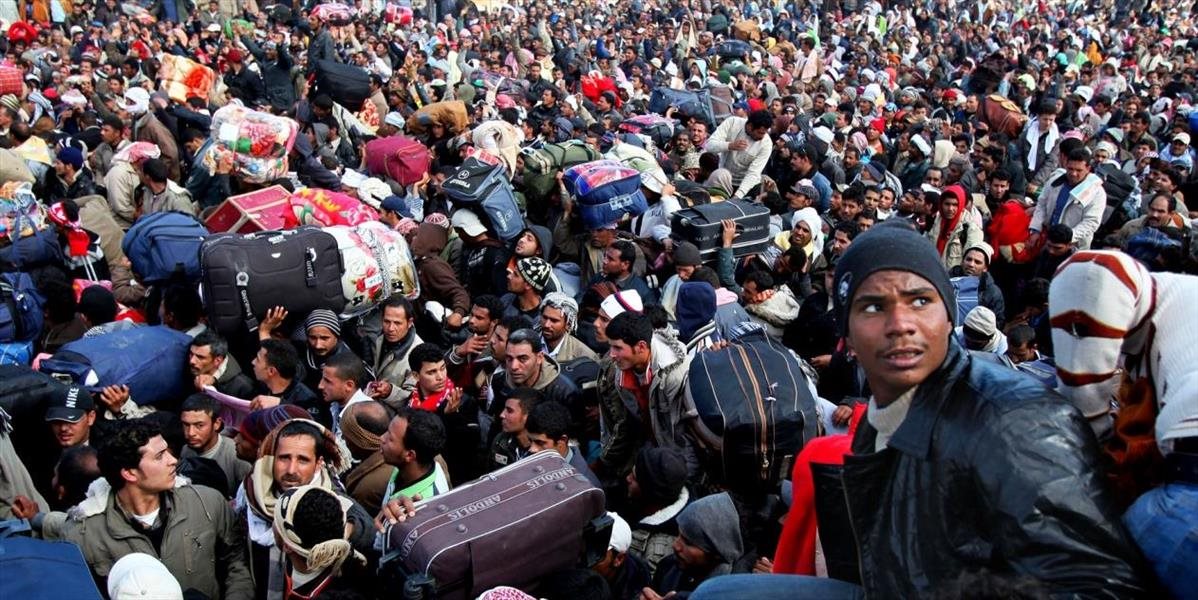 V Srbsku má v úmysle požiadať o dočasný azyl 4-tisíc migrantov