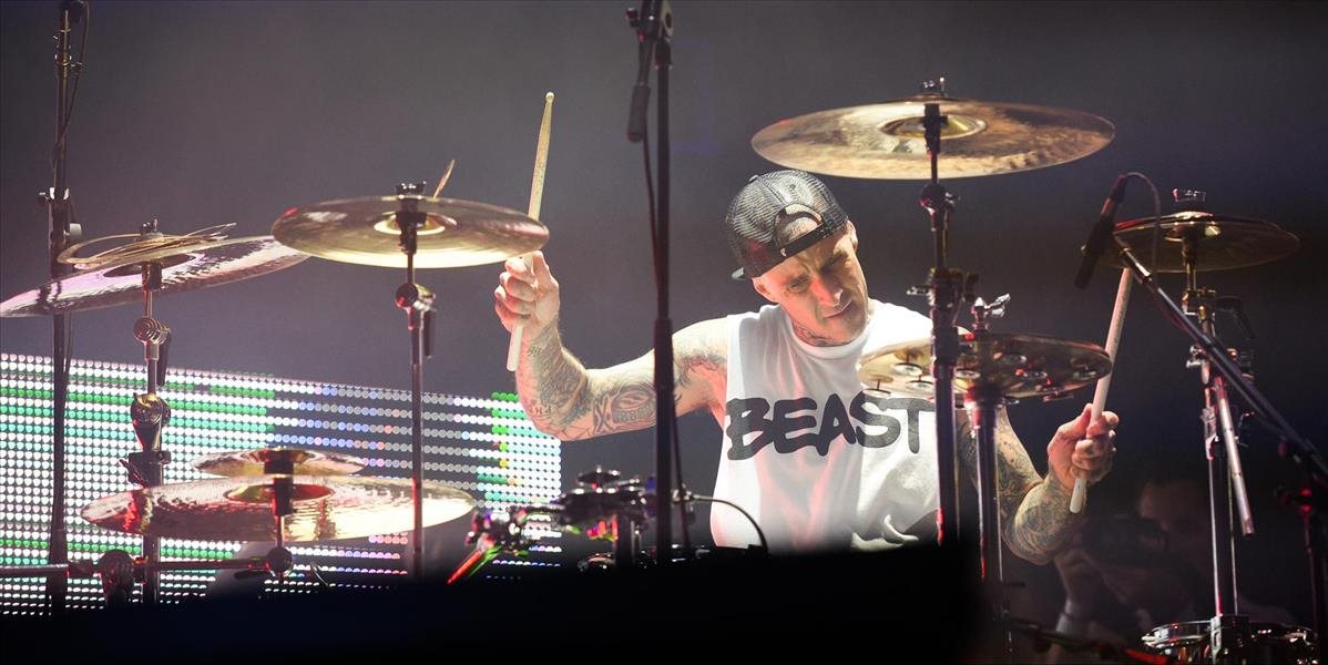 Memoáre bebeníka kapely Blink-182 Travisa Barkera vyjdú v novembri