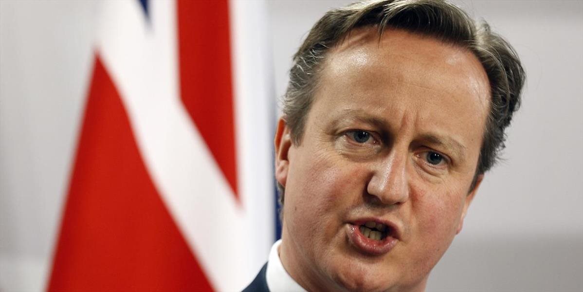 Premiér Cameron odmietol výzvu na prijatie vyššieho počtu utečencov