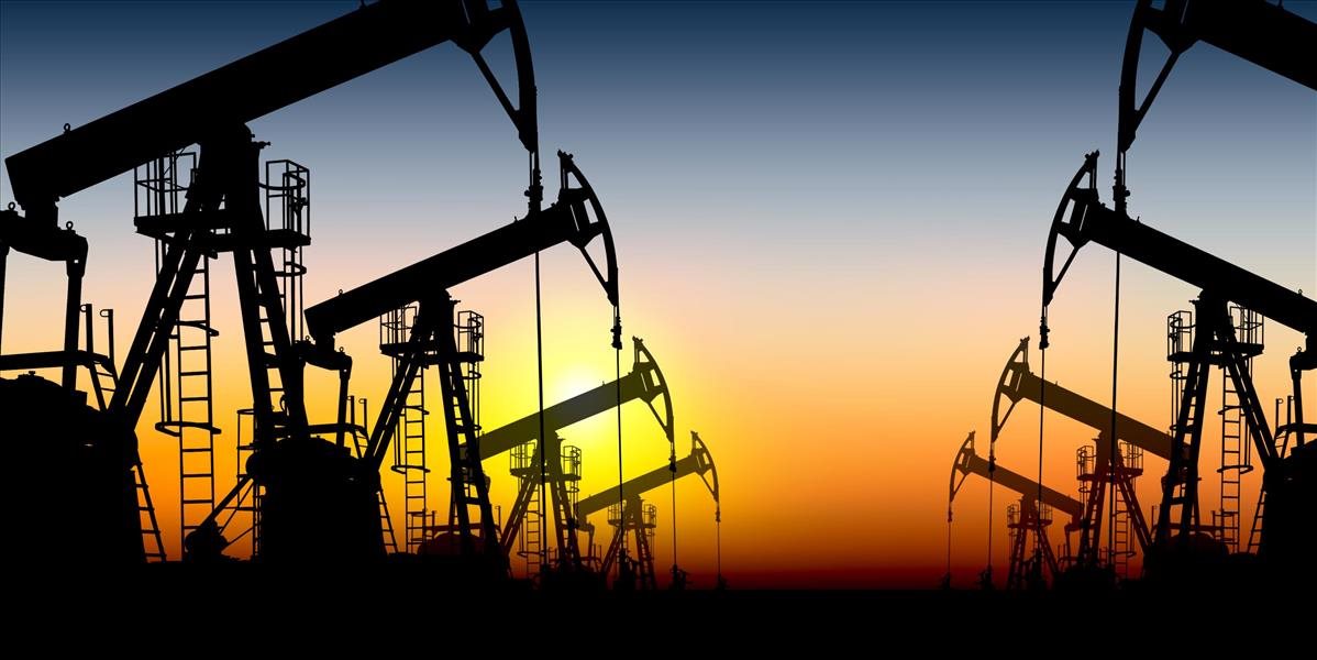 Ceny ropy klesli po nečakane prudkom zvýšení jej zásob v USA