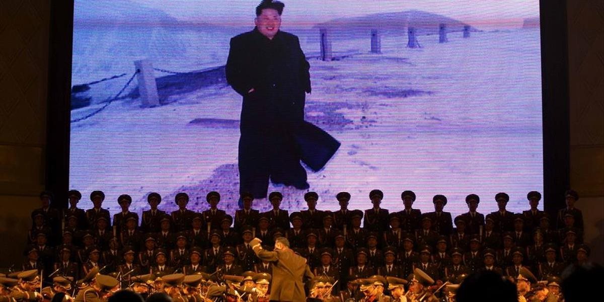 Severokórejskí speváci vystúpili v Moskve, predviedli aj zábery Kim Čong-una