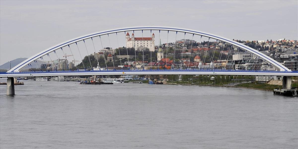 Bratislavský most Apollo oslavuje desiate výročie otvorenia, denne ním prejdú desaťtisíce áut