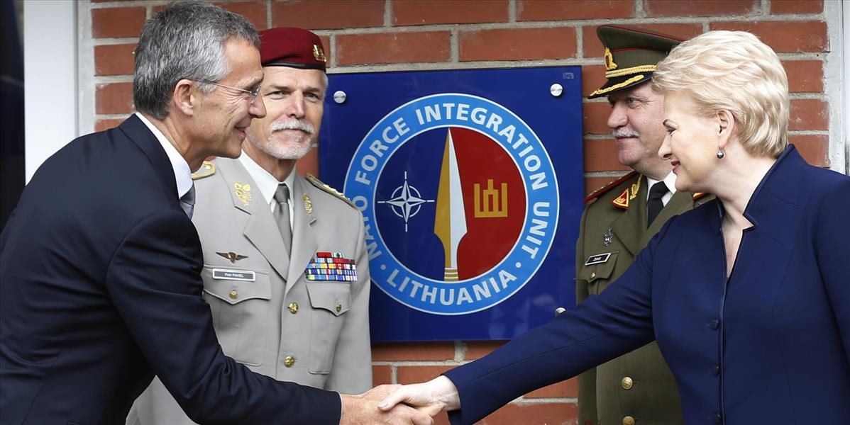NATO slávnostne otvorilo nové veliteľské centrum vo Vilniuse