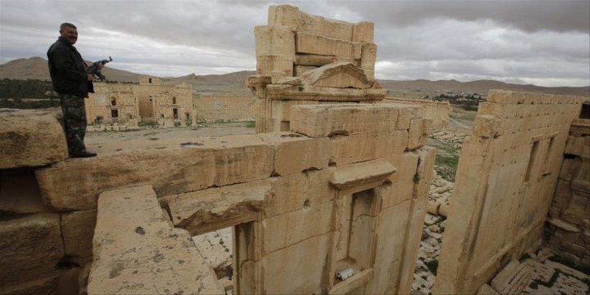 Islamský štát devastuje Palmýru, vyhodil do vzduchu tri vežové hrobky