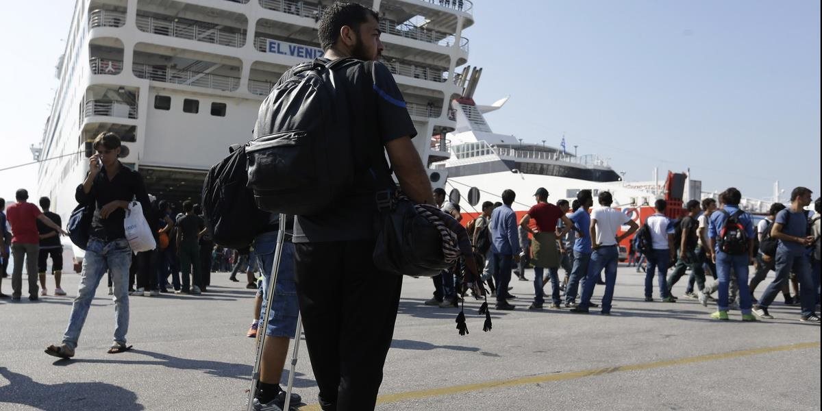 Na gréckych ostrovoch Lesbos a Kos došlo k potýčkam, zasahovala polícia