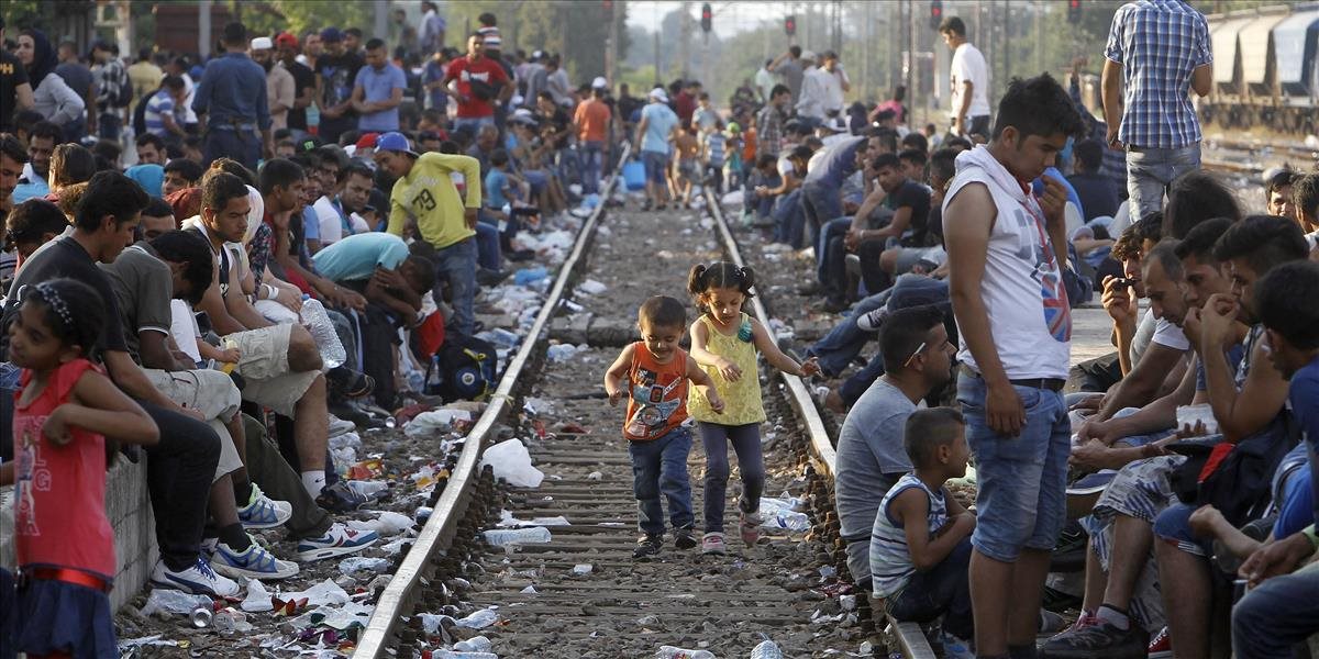 Utečencov z Maďarska odvezie mimoriadny vlak do Viedne