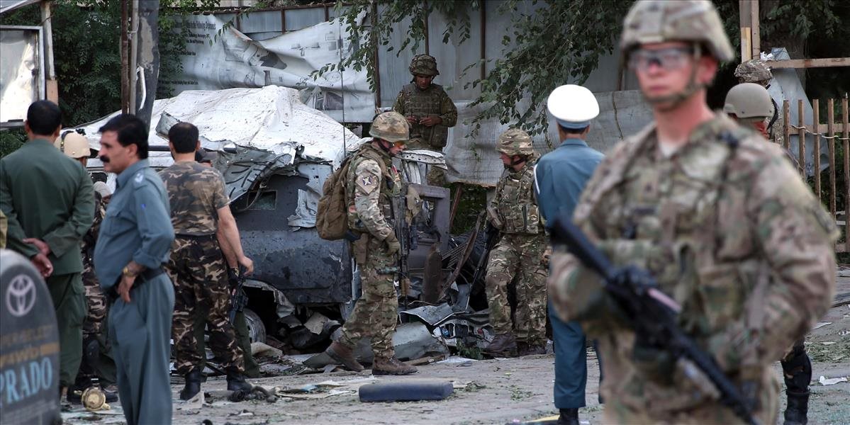 Neznámi ozbrojenci v Afganistane zabili najmenej 13 civilistov