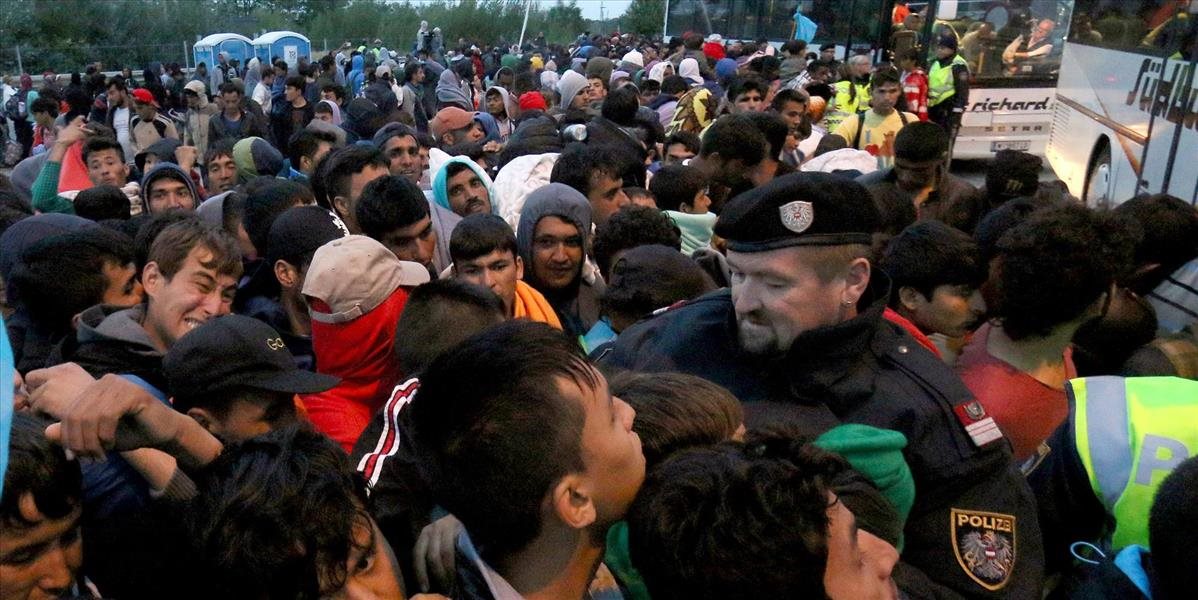Do Srbska prichádza najväčšia vlna migrantov, zrejme pôjde cez Maďarsko