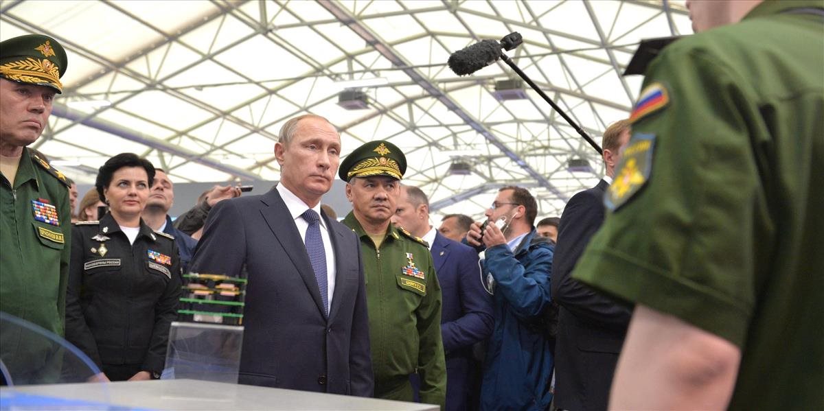 Putin nariadil preveriť bojaschopnosť jednotiek Centrálneho vojenského okruhu