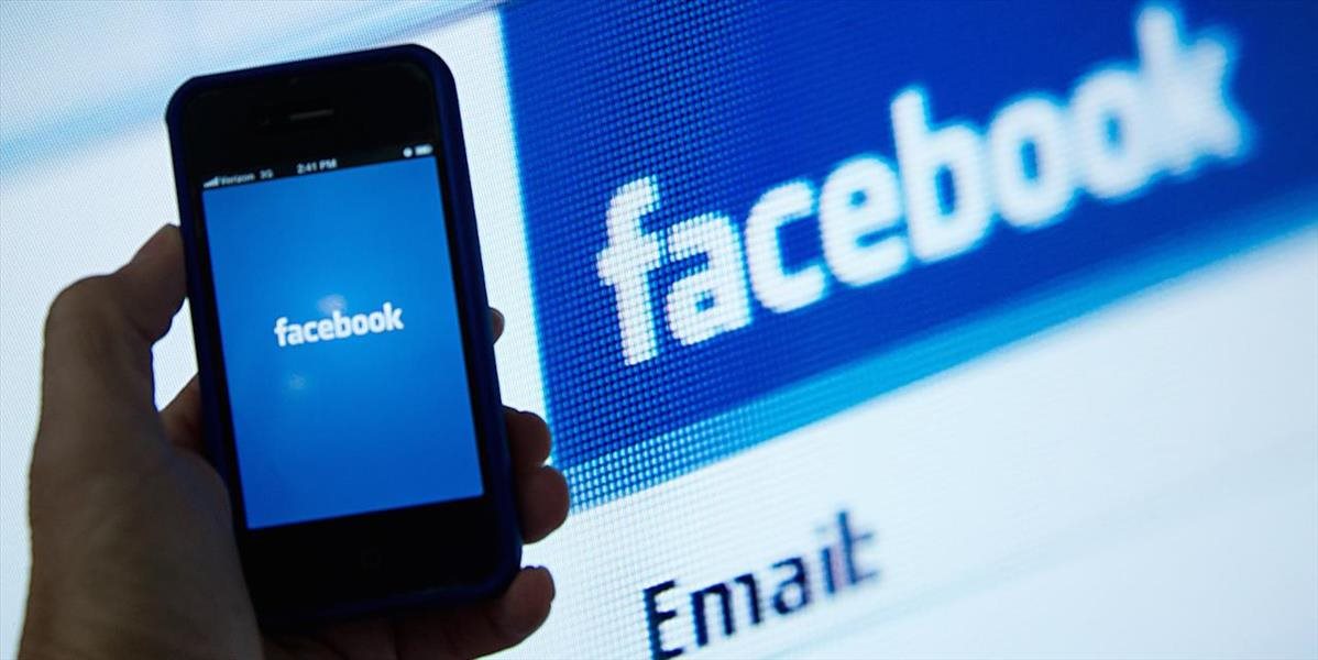 Pozor! V niektorých smartfónoch môže byť nainštalovaný falošný Facebook s vírusom