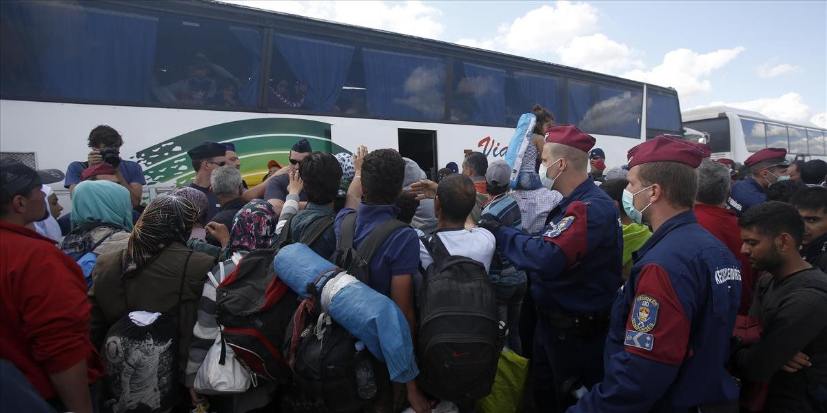 Rakúsko obnovilo vo vlakoch z Maďarska kontroly zamerané proti prevádzačom