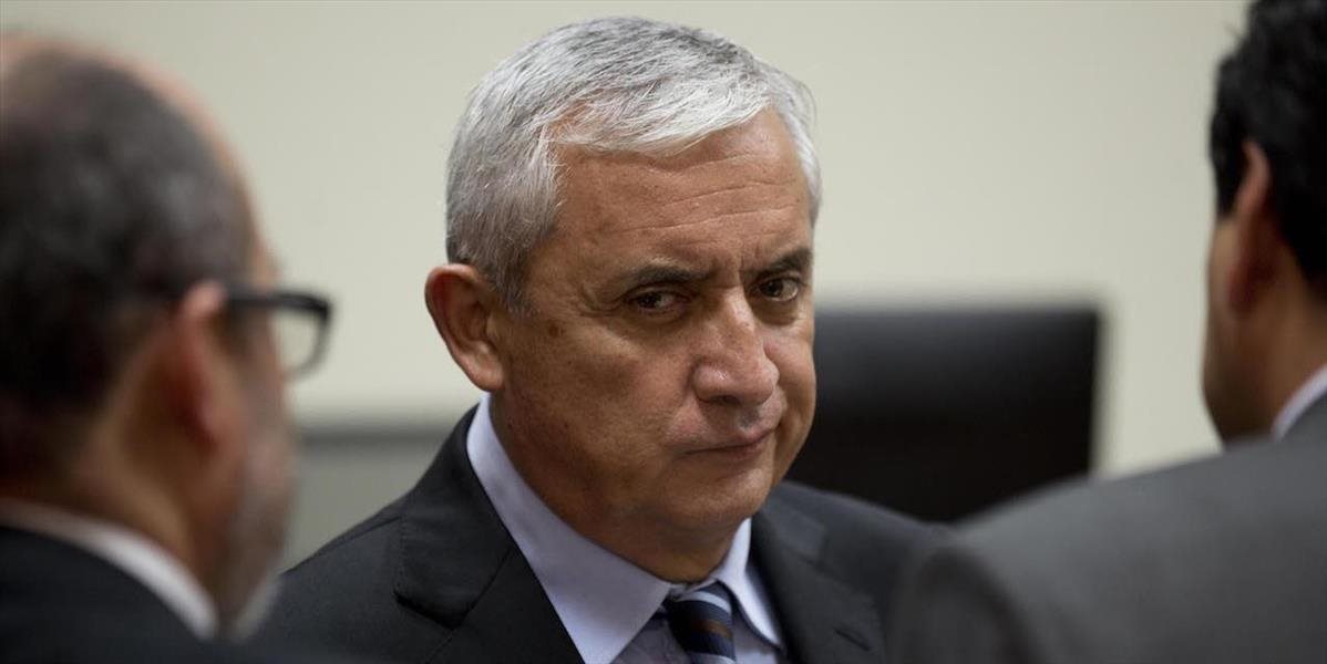 Súd v Guatemale nariadil väzbu exprezidenta Molinu obvineného z korupcie