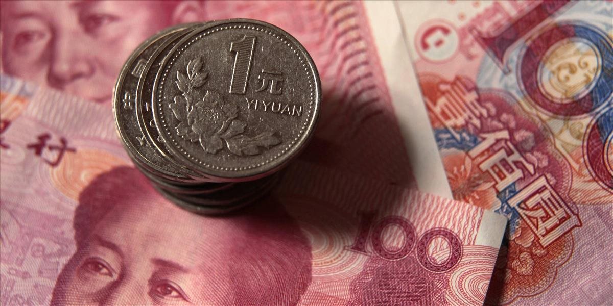 Čína nebude ďalej devalvovať jüan, vyhlásil čínsky premiér Li Kche-čchiang