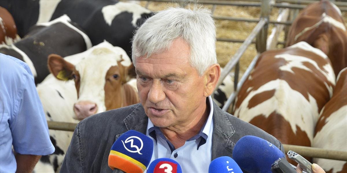 Jahňátek trvá na znovuzavedení národnych kvót pre mlieko, pripúšťa, že to nebude ľahké