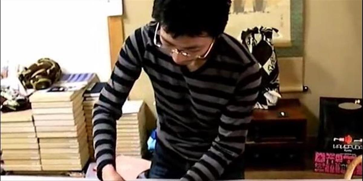 Japonec čaruje s látkou, kabelku vyrobí za 5 minúť bez jediného stehu