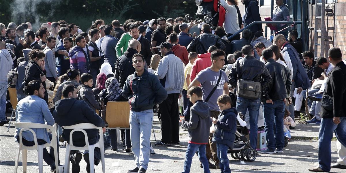 Maďarská polícia v stredu zaistila rekordný počet migrantov, za týždeň ich prišli desaťtisíce