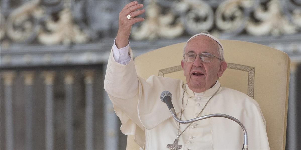 Pápež v rámci cesty do Afriky navštívi aj Keňu, kde došlo k útokom na kresťanov