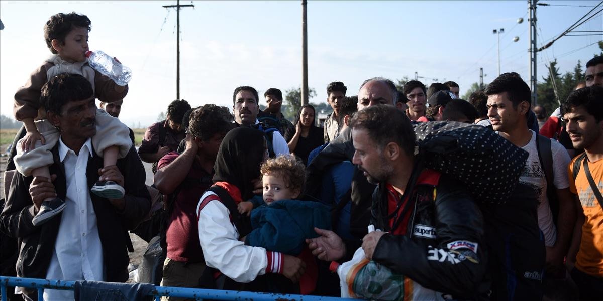 Taliansko otvorí na budúci týždeň dve centrá na registráciu migrantov