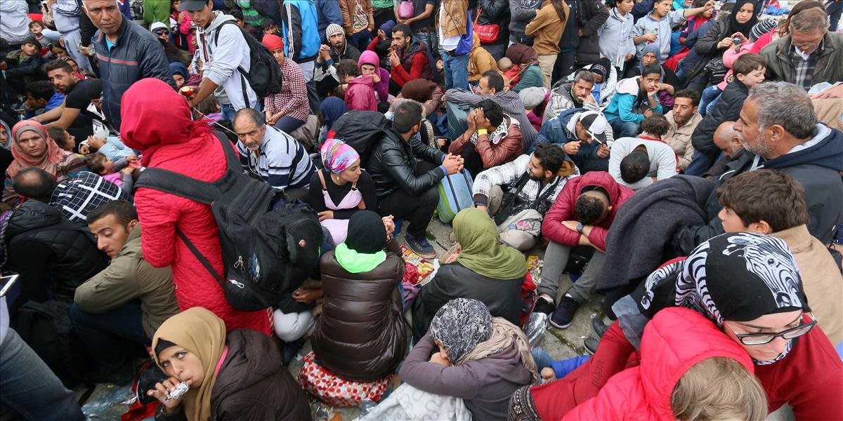 Hrabko: Migrantov nemôžeme nútiť, aby o azyl žiadali na Slovensku