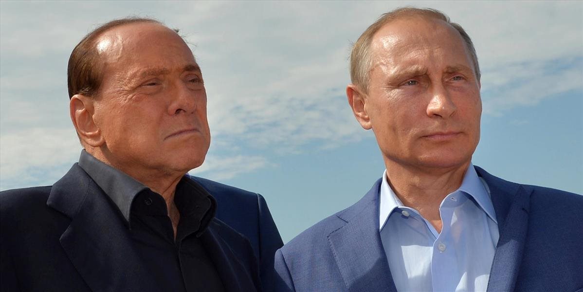 VIDEO Bývalý taliansky premiér Berlusconi pricestoval za priateľom Putinom na Krym