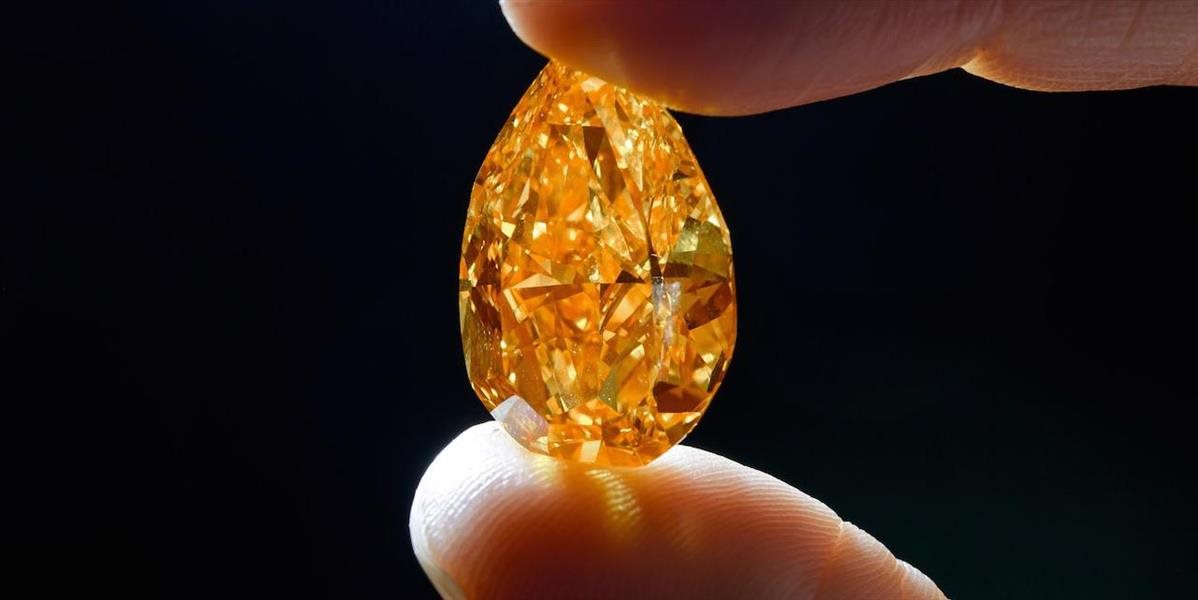 Žene vybrali z hrubého čreva ukradnutý diamant v hodnote 245-tisíc eur