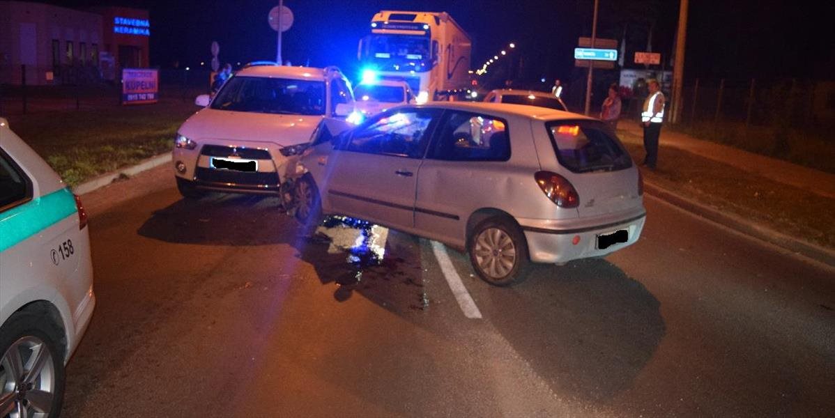 FOTO Vodička s viac ako 3 promile alkoholu zavinila v Bánovciach nad Bebravou nehodu
