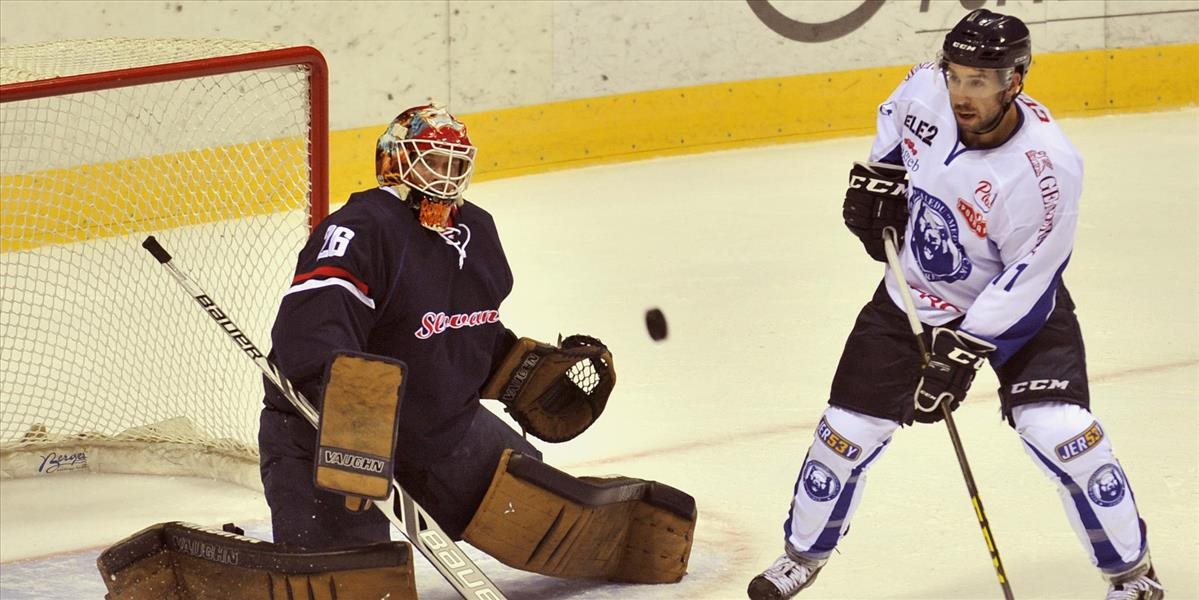 KHL: Slovan v Záhrebe v bránke s Brustom