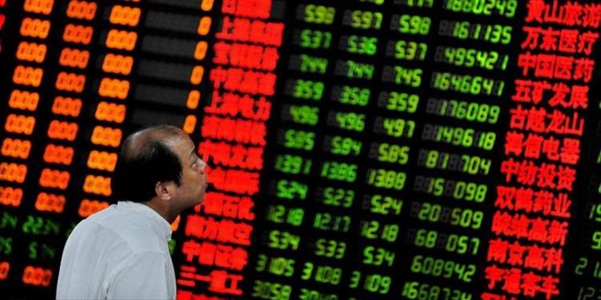 Čínske akcie pokračovali v páde, šanghajský index Composite stratil 3,52 %