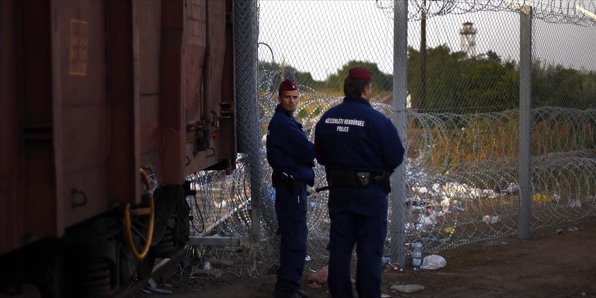 V maďarskom Röszke už nie sú migranti, hranice zatvorili a likvidujú tábory