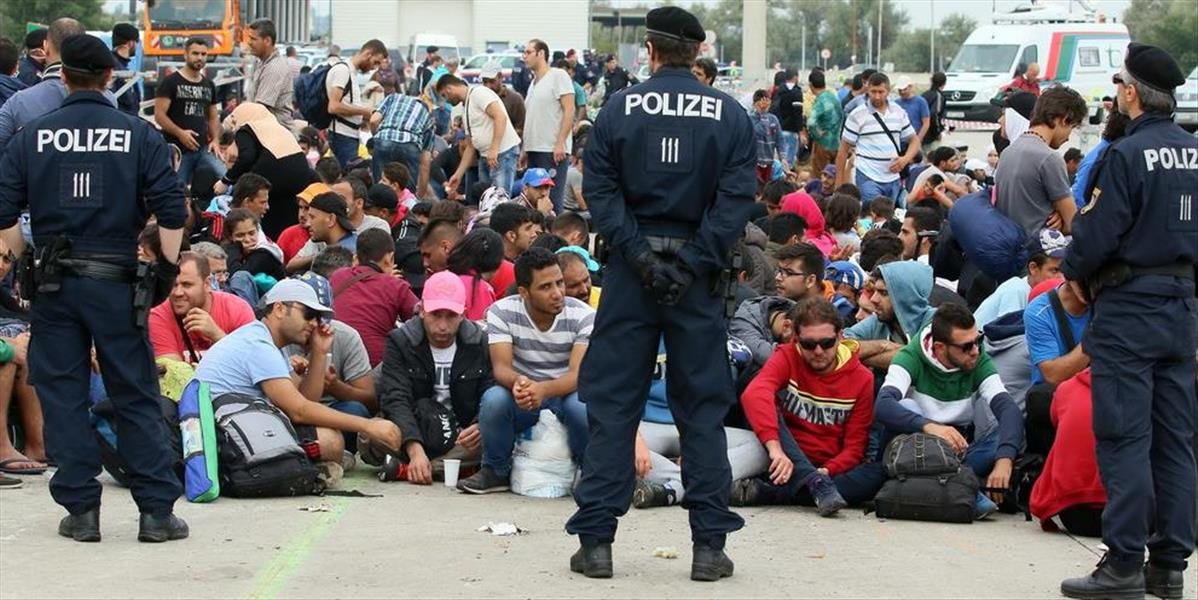 Rakúsko začalo kontrolovať priechody na hranici s Maďarskom