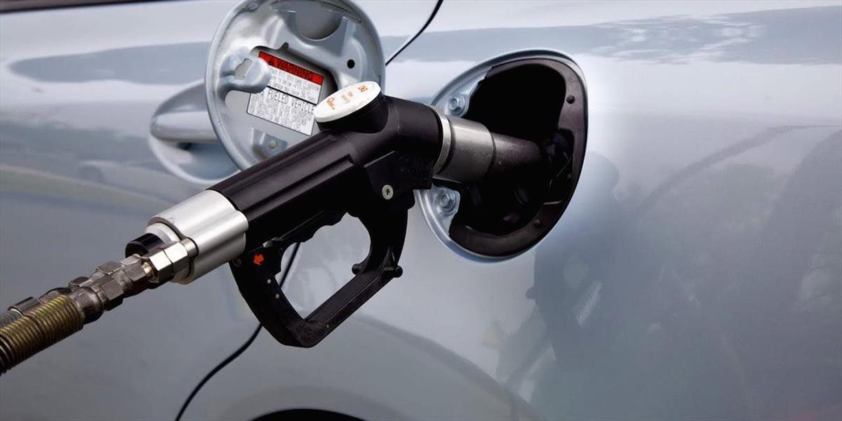 Znižovanie cien pohonných látok sa zastavilo