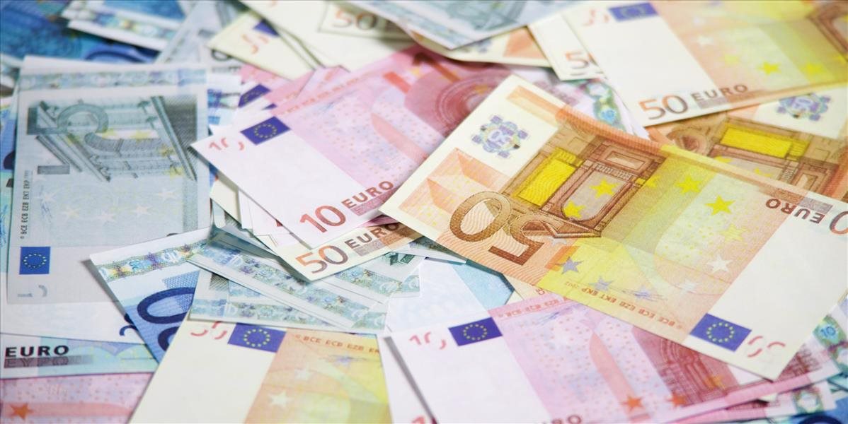 Bankové vklady v únii budú chránené do výšky 100-tisíc