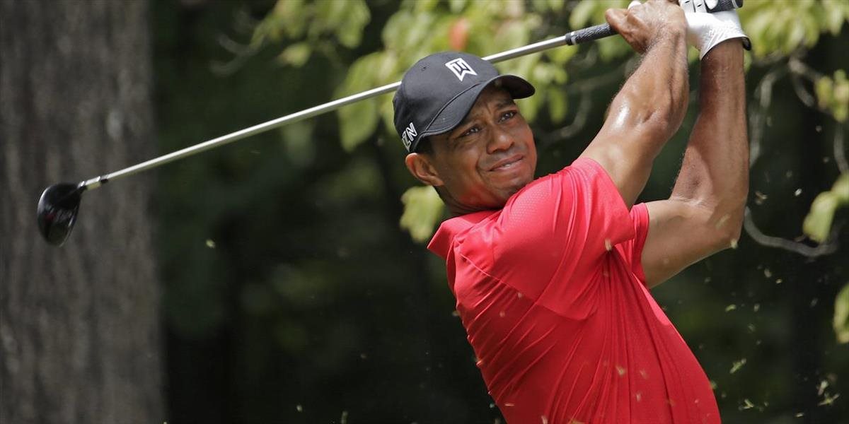 Tiger Woods absolvoval ďalšiu operáciu chrbta