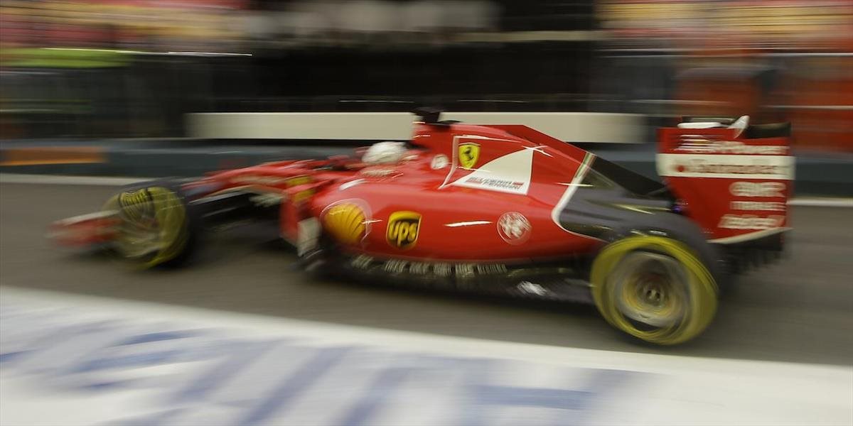 F1: Vettel víťazom tretieho tréningu pred VC Singapuru