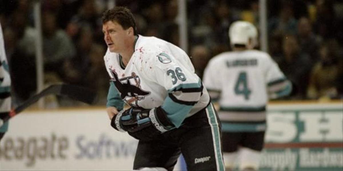 NHL: Zomrel bývalý vychýrený bitkár Todd Ewen, prezývali ho Zviera