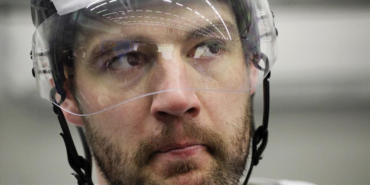 NHL: Meszároša si našla smola, na skúške v Colorade ho trápi zranenie