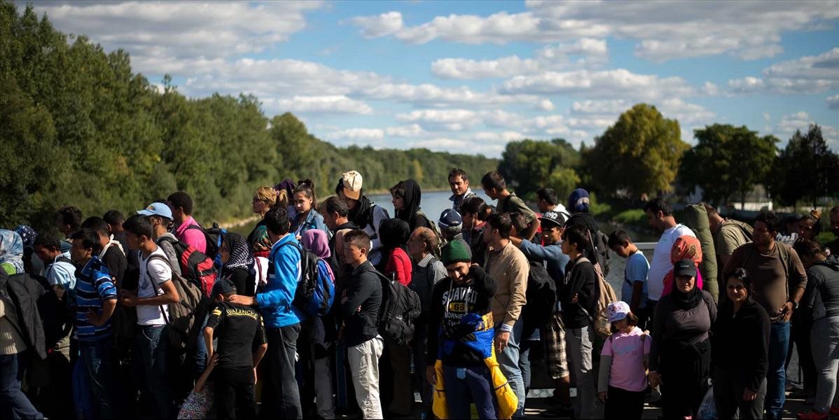Európski ministri vnútra schválili kvóty: Brusel rozdelí 120 tisíc migrantov