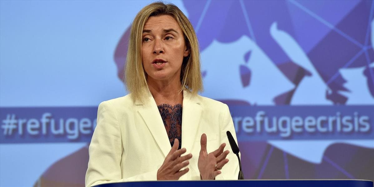 Rozšírená námorná misia EÚ proti pašerákom ľudí sa začne 7. októbra