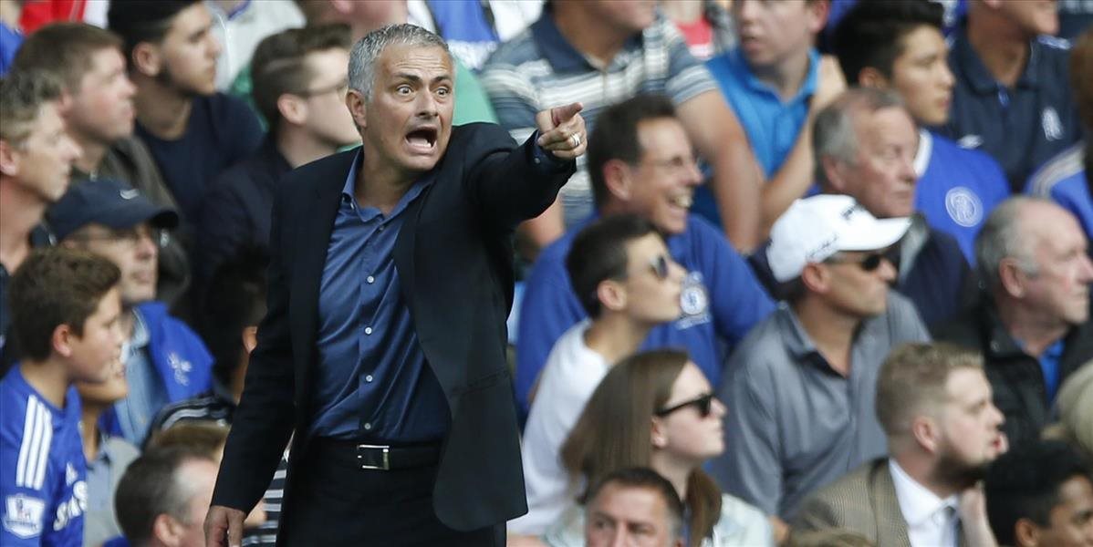 Tréner Chelsea Mourinho opäť slovne zaútočil na Wengera