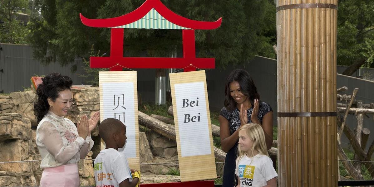 Michelle Obamová oznámila, že pandie mláďa v zoo dostalo meno Bei Bei