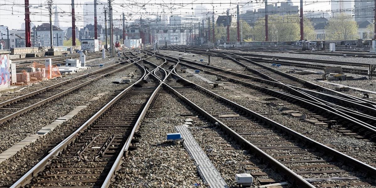 Železnice opravujú trate a výhybky, vylúčia železničnú dopravu