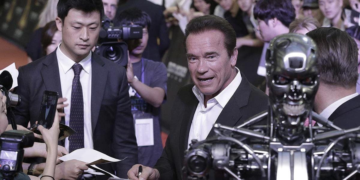 Návšteva Schwarzeneggera v Česku: Po cyklotúre skončil v nemocnici