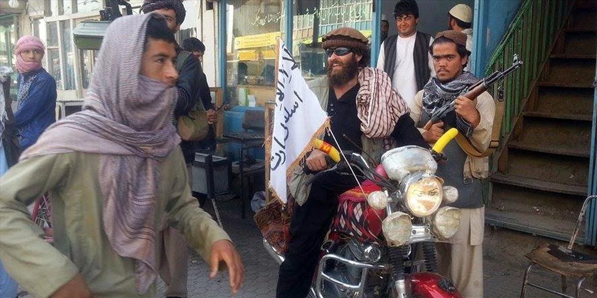 VIDEO Taliban dobyl afganské mesto Kundúz: Američania útočia na ich pozície