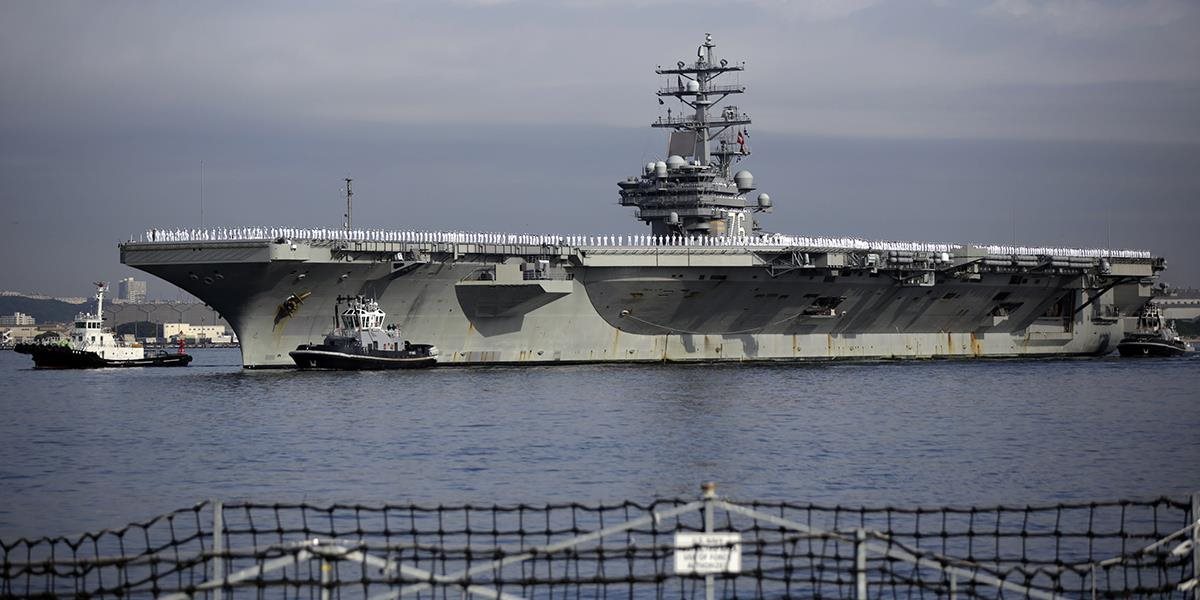 V Japonsku privítali americkú lietadlovú loď s jadrovým pohonom Ronald Reagan