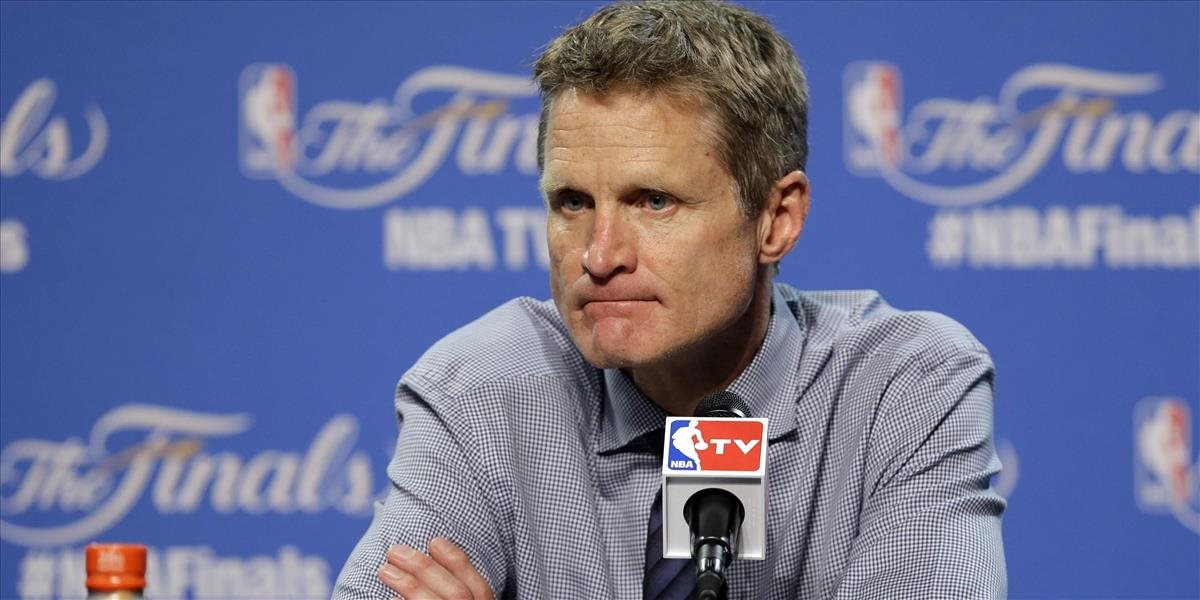 NBA: Obhajca titulu Golden State na začiatku sezóny možno bez kouča Kerra